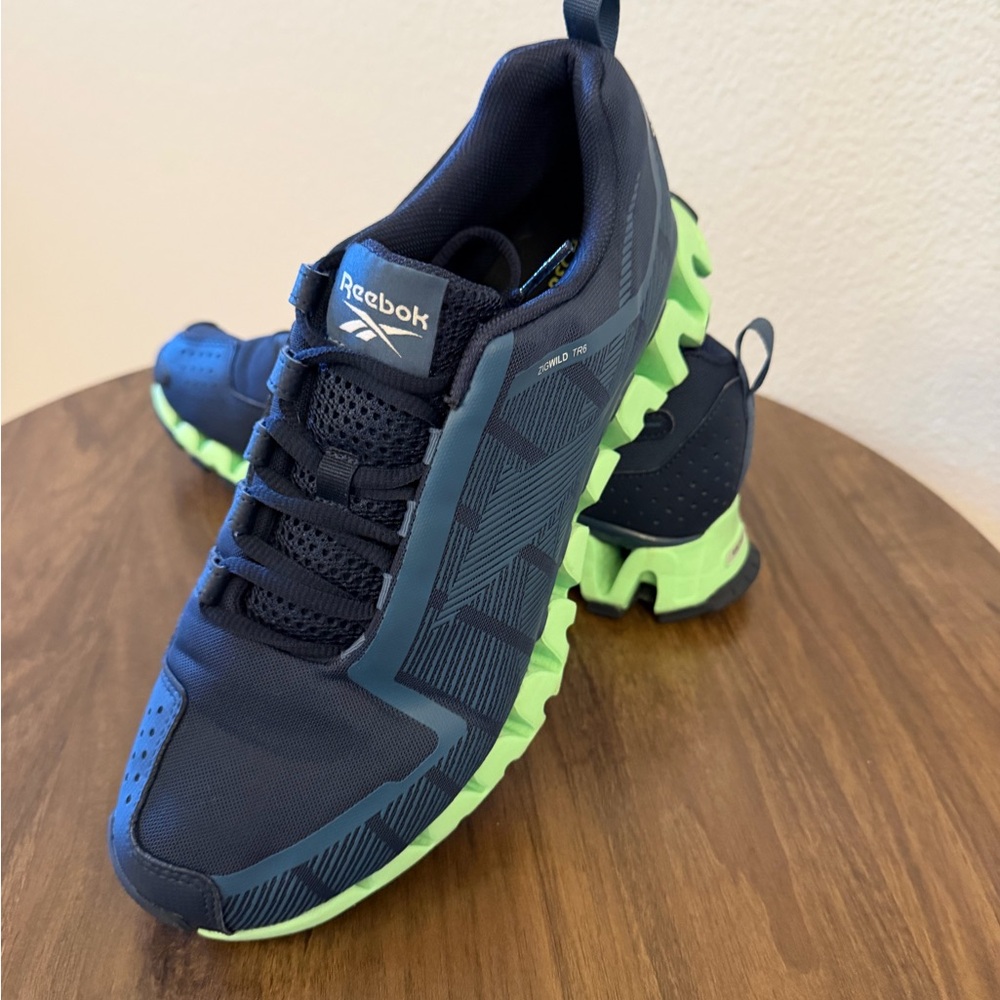 Reebok ZigTech Men’s Sneakers - Dark Blue and Bright Green Size 10